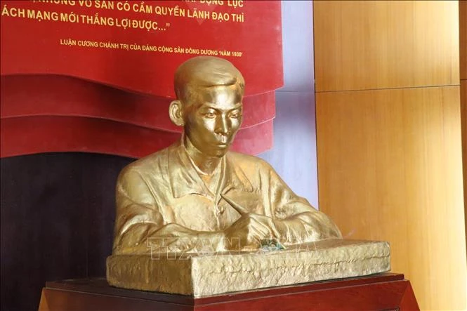 Tổng Bí thư đầu tiên của Đảng và những cống hiến to lớn đối với sự nghiệp cách mạng