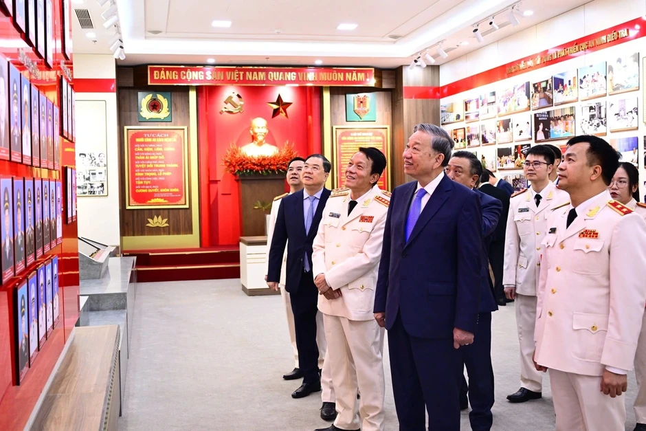 Tổng Bí thư: "Xử lý vi phạm nhưng không cản trở hoạt động kinh doanh" Tổng Bí thư: "Xử lý vi phạm nhưng không cản trở hoạt động kinh doanh"
