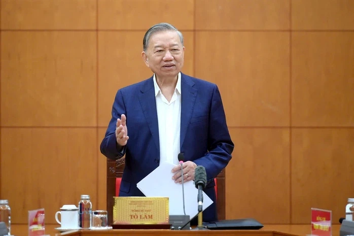 Tổng Bí thư Tô Lâm: Đánh giá cán bộ bằng kết quả đầu ra và sự hài lòng của nhân dân Tổng Bí thư Tô Lâm: Đánh giá cán bộ bằng kết quả đầu ra và sự hài lòng của nhân dân