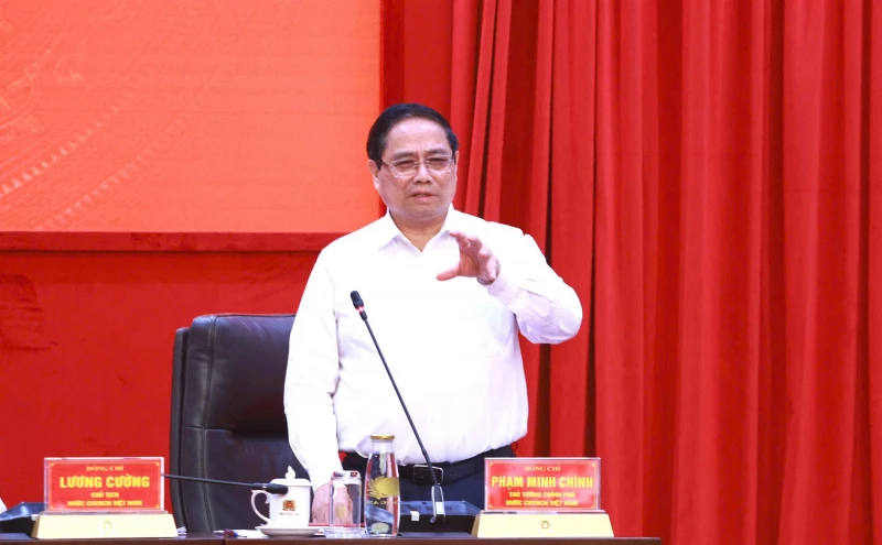 Tổng Bí thư Tô Lâm: Lực lượng Công an nhân dân phải tiếp tục tạo nền tảng thực hiện thắng lợi mục tiêu tăng trưởng hai con số Tổng Bí thư Tô Lâm: Lực lượng Công an nhân dân phải tiếp tục tạo nền tảng thực hiện thắng lợi mục tiêu tăng trưởng hai con số