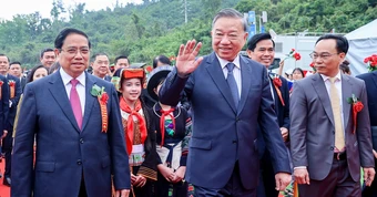 Tổng Bí thư Tô Lâm, Thủ tướng Phạm Minh Chính dự khởi công đồng loạt trường liên cấp vùng biên giới