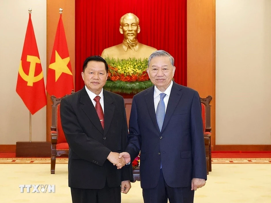 Tổng Bí thư Tô Lâm tiếp Đoàn đại biểu cấp cao Bộ Công an Lào Tổng Bí thư Tô Lâm tiếp Đoàn đại biểu cấp cao Bộ Công an Lào