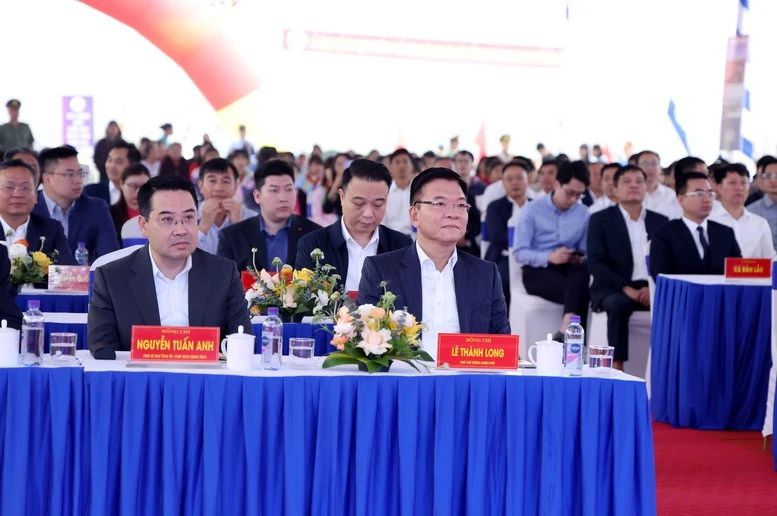Tổng Bí thư và Thủ tướng dự lễ khởi công các trường nội trú liên cấp biên giới