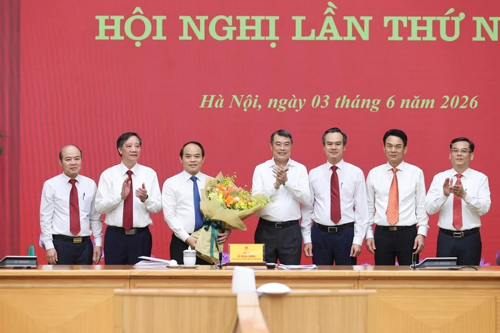 Tổng Thanh tra Chính phủ Nguyễn Quốc Đoàn làm Chủ nhiệm Ủy ban Kiểm tra Đảng ủy Chính phủ Tổng Thanh tra Chính phủ Nguyễn Quốc Đoàn làm Chủ nhiệm Ủy ban Kiểm tra Đảng ủy Chính phủ