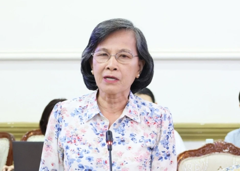 'TP HCM cần mạnh dạn bỏ xin ý kiến bộ ngành để việc đi nhanh' 'TP HCM cần mạnh dạn bỏ xin ý kiến bộ ngành để việc đi nhanh'