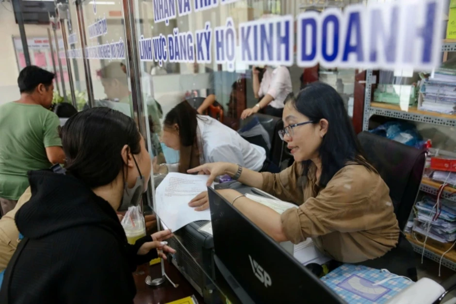 TP HCM sẽ rà soát lãnh đạo sau một năm vận hành chính quyền hai cấp TP HCM sẽ rà soát lãnh đạo sau một năm vận hành chính quyền hai cấp