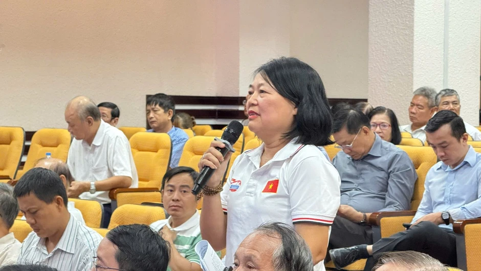 TP Hồ Chí Minh: Cử tri kỳ vọng đại biểu dân cử phải gần dân, vì lợi ích của nhân dân TP Hồ Chí Minh: Cử tri kỳ vọng đại biểu dân cử phải gần dân, vì lợi ích của nhân dân