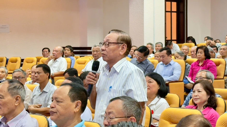 TP Hồ Chí Minh: Cử tri kỳ vọng đại biểu dân cử phải gần dân, vì lợi ích của nhân dân TP Hồ Chí Minh: Cử tri kỳ vọng đại biểu dân cử phải gần dân, vì lợi ích của nhân dân