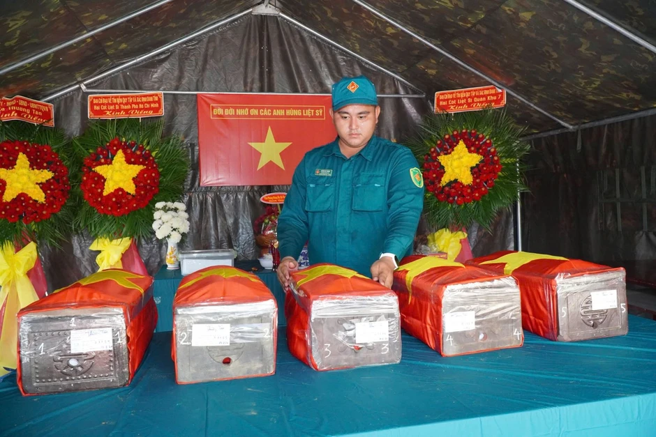 TP Hồ Chí Minh: Hoàn thành tìm kiếm, quy tập 5 hài cốt liệt sĩ tại xã Thường Tân TP Hồ Chí Minh: Hoàn thành tìm kiếm, quy tập 5 hài cốt liệt sĩ tại xã Thường Tân