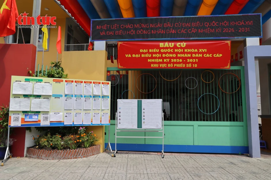 TP Hồ Chí Minh: Hơn 70.000 cử tri phường Minh Phụng tra cứu điểm bỏ phiếu bằng mã QR TP Hồ Chí Minh: Hơn 70.000 cử tri phường Minh Phụng tra cứu điểm bỏ phiếu bằng mã QR