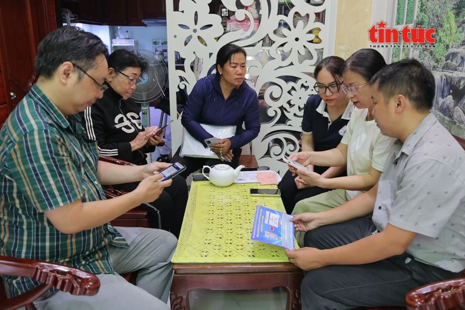 TP Hồ Chí Minh: Hơn 70.000 cử tri phường Minh Phụng tra cứu điểm bỏ phiếu bằng mã QR TP Hồ Chí Minh: Hơn 70.000 cử tri phường Minh Phụng tra cứu điểm bỏ phiếu bằng mã QR