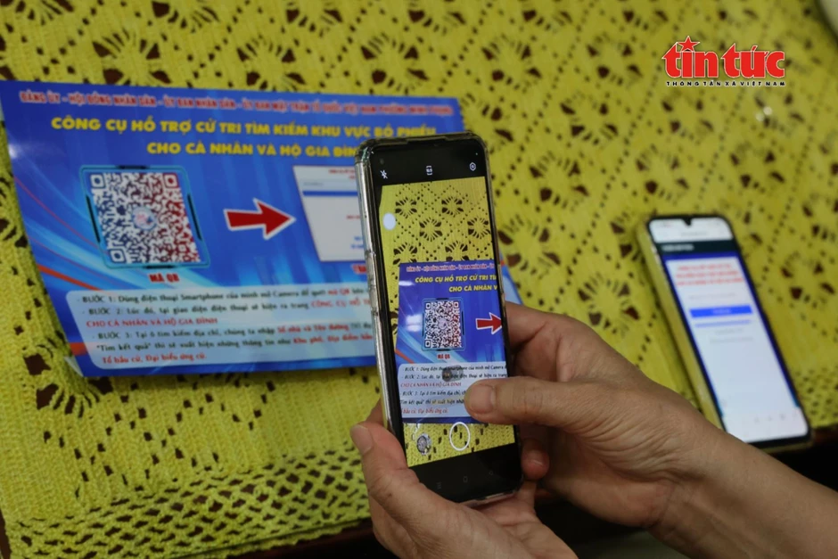 TP Hồ Chí Minh: Hơn 70.000 cử tri phường Minh Phụng tra cứu điểm bỏ phiếu bằng mã QR TP Hồ Chí Minh: Hơn 70.000 cử tri phường Minh Phụng tra cứu điểm bỏ phiếu bằng mã QR