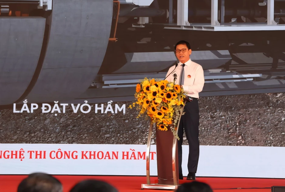 TP Hồ Chí Minh khởi công loạt dự án trọng điểm có quy mô lớn TP Hồ Chí Minh khởi công loạt dự án trọng điểm có quy mô lớn