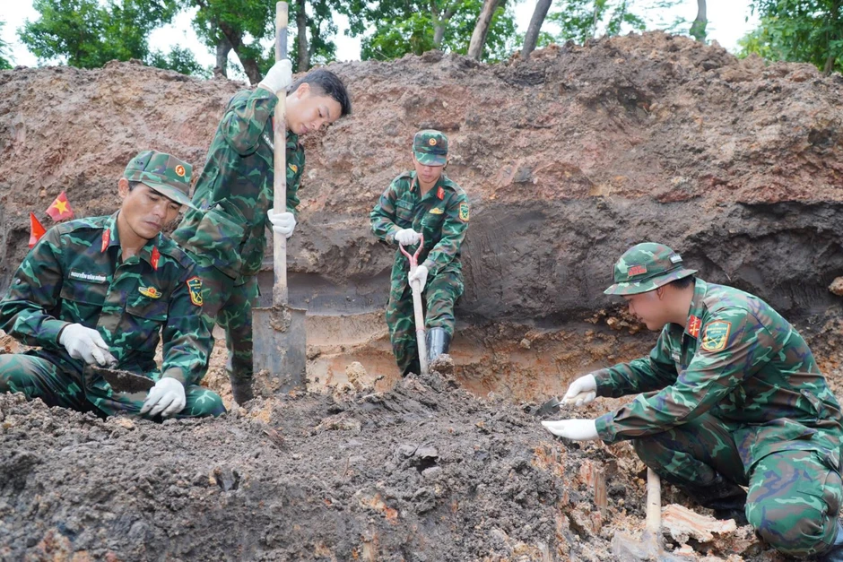 TP Hồ Chí Minh: Quy tập 327 hài cốt liệt sĩ tại Công viên Lê Thị Riêng TP Hồ Chí Minh: Quy tập 327 hài cốt liệt sĩ tại Công viên Lê Thị Riêng