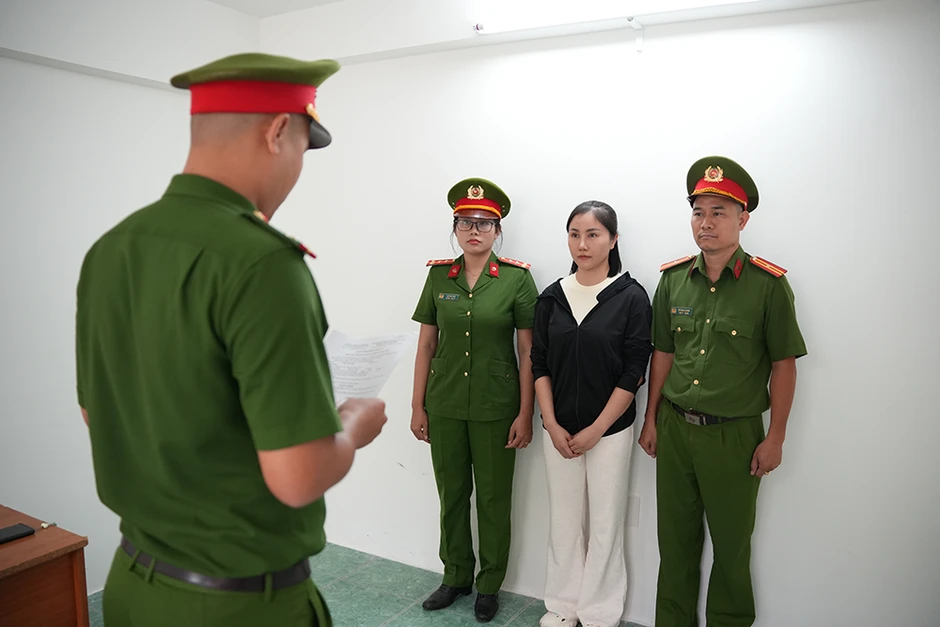 TPHCM: Bắt chủ cơ sở không phép, 'vẽ bệnh' lừa đảo khách hàng TPHCM: Bắt chủ cơ sở không phép, 'vẽ bệnh' lừa đảo khách hàng