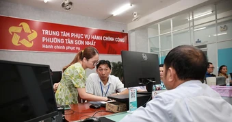 TP.HCM: Chủ tịch xã được quyền tiếp nhận người không chuyên trách làm công chức