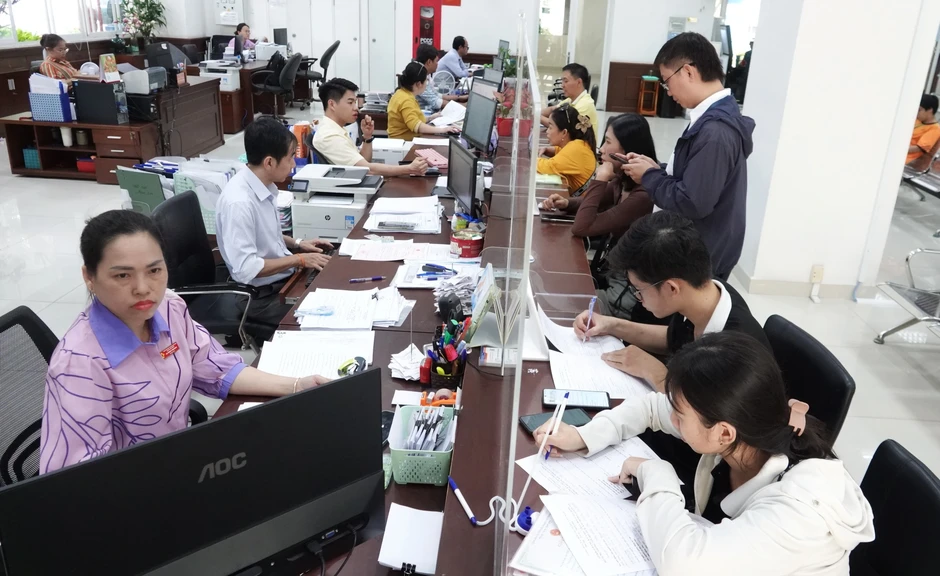 TP.HCM đề xuất mô hình công sở thông minh, chuyển từ 'chấm công' sang 'chấm kết quả'