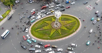 TPHCM đổi phân luồng vòng xoay Điện Biên Phủ từ ngày mai, xe cộ đi thế nào?