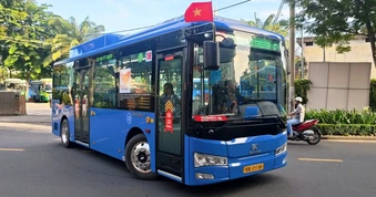 TPHCM đưa thêm 2 tuyến buýt điện vào hoạt động