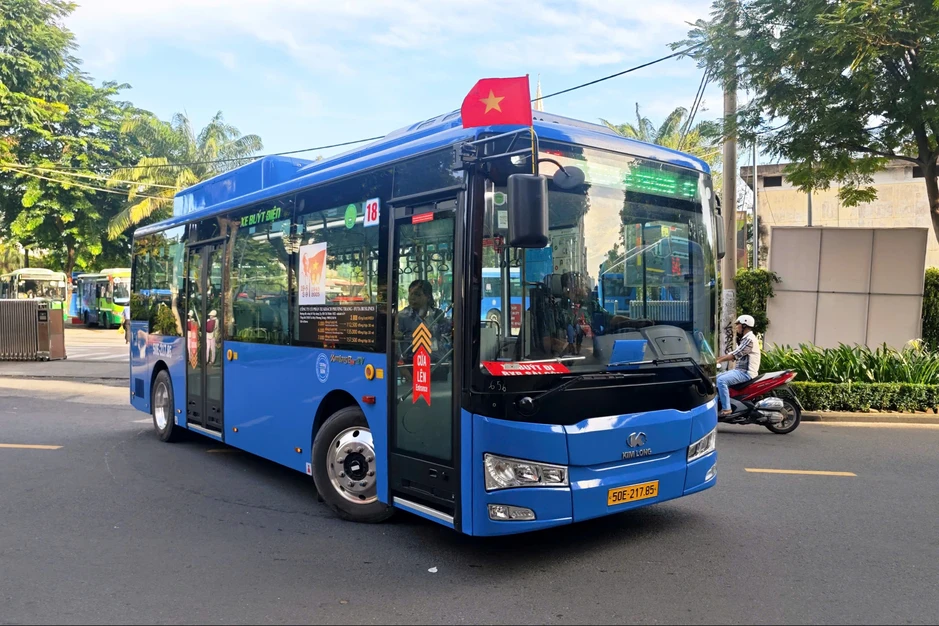 TPHCM đưa thêm 2 tuyến buýt điện vào hoạt động TPHCM đưa thêm 2 tuyến buýt điện vào hoạt động