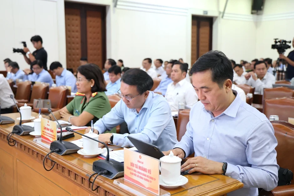 TP.HCM gỡ vướng hơn 800 dự án tồn đọng, 'khơi thông' quỹ đất 17.000 ha TP.HCM gỡ vướng hơn 800 dự án tồn đọng, 'khơi thông' quỹ đất 17.000 ha