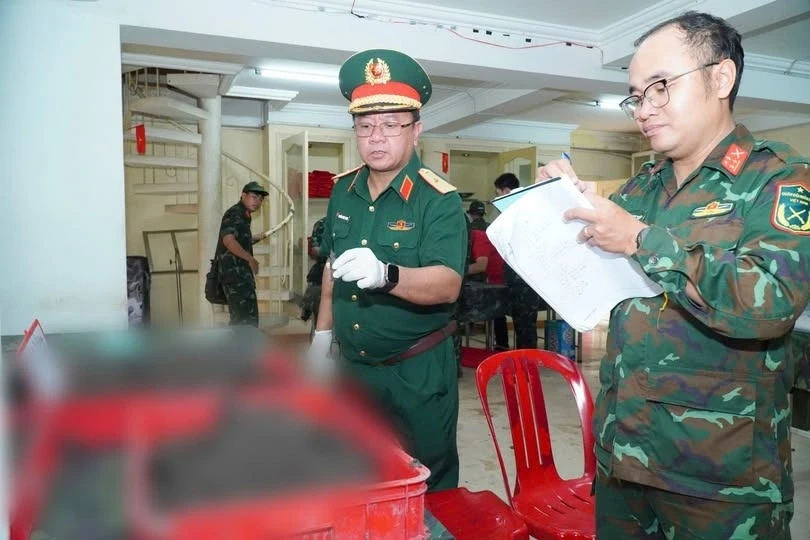 TPHCM hoàn thành lấy mẫu sinh phẩm tại 18 nghĩa trang liệt sĩ TPHCM hoàn thành lấy mẫu sinh phẩm tại 18 nghĩa trang liệt sĩ