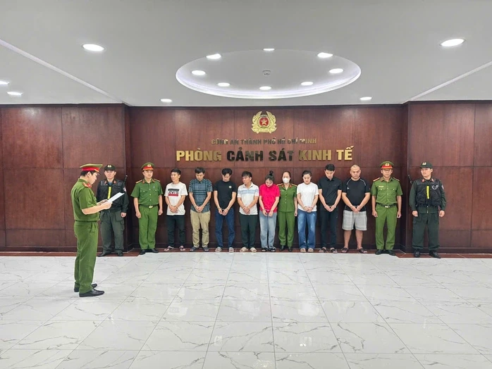 TPHCM: Lật tẩy đường dây hợp thức hóa nguồn gốc động vật hoang dã, khởi tố nhiều kiểm lâm