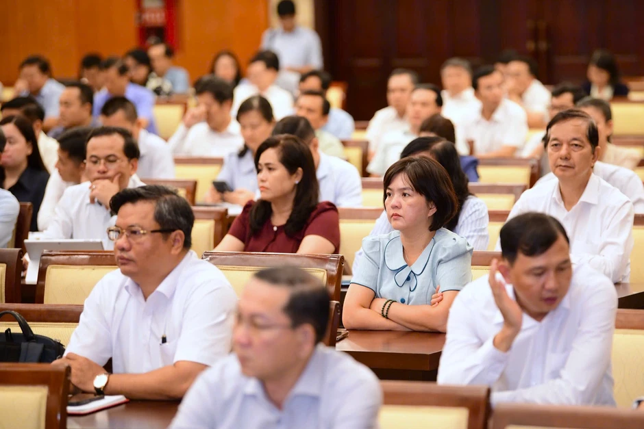 TPHCM phân định rõ giữa cán bộ đổi mới, sáng tạo với cố ý làm trái, vụ lợi TPHCM phân định rõ giữa cán bộ đổi mới, sáng tạo với cố ý làm trái, vụ lợi