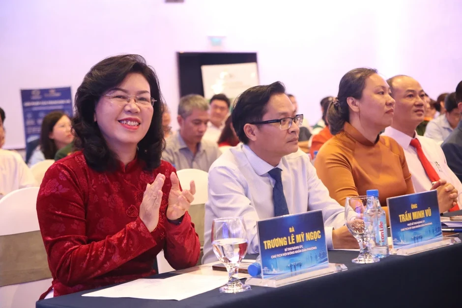 TP.HCM: Phường Tân Sơn Hòa gặp gỡ hơn 180 doanh nghiệp nhằm tháo gỡ khó khăn TP.HCM: Phường Tân Sơn Hòa gặp gỡ hơn 180 doanh nghiệp nhằm tháo gỡ khó khăn