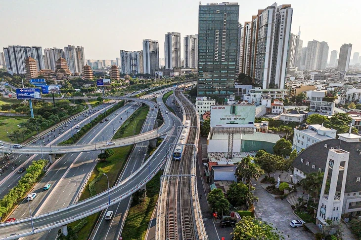 TP.HCM tăng tốc thủ tục làm metro số 6 đoạn sân bay Tân Sơn Nhất - Phú Hữu TP.HCM tăng tốc thủ tục làm metro số 6 đoạn sân bay Tân Sơn Nhất - Phú Hữu