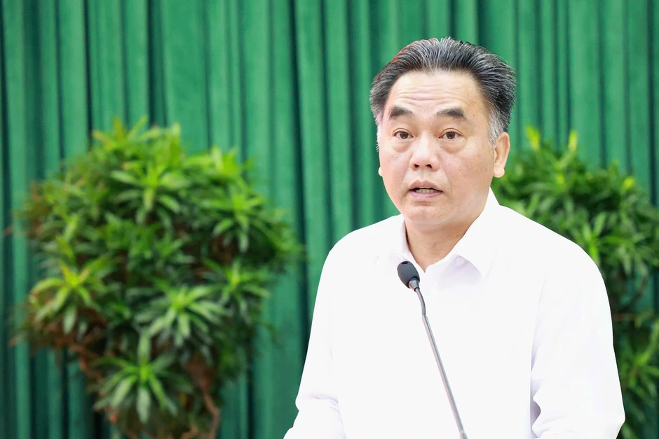 TPHCM tìm hướng khắc phục tình trạng chuyển hồ sơ lòng vòng TPHCM tìm hướng khắc phục tình trạng chuyển hồ sơ lòng vòng