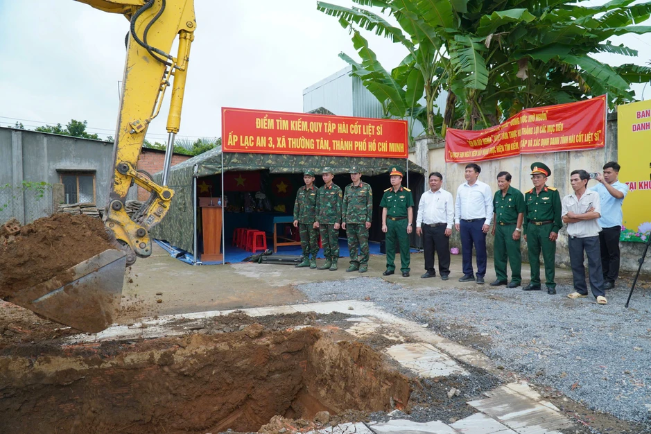 TPHCM tìm kiếm hài cốt liệt sĩ tại khu mộ tập thể ở ấp Lạc An 3 TPHCM tìm kiếm hài cốt liệt sĩ tại khu mộ tập thể ở ấp Lạc An 3