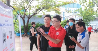 TP.HCM tìm 'lối ra' cho sắp xếp hơn 5.000 người hoạt động không chuyên trách