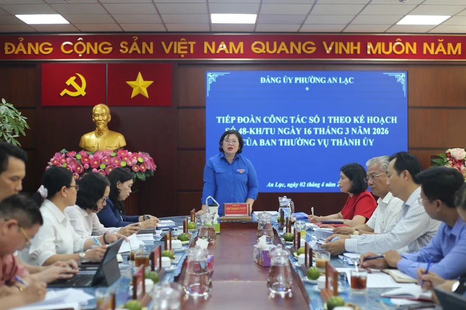 TP.HCM tìm 'lối ra' cho sắp xếp hơn 5.000 người hoạt động không chuyên trách TP.HCM tìm 'lối ra' cho sắp xếp hơn 5.000 người hoạt động không chuyên trách