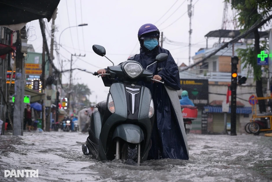TPHCM và Nam Bộ bước vào mùa mưa sớm TPHCM và Nam Bộ bước vào mùa mưa sớm