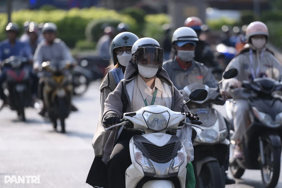 TPHCM và Nam Bộ tiếp tục nắng nóng vào cuối tuần TPHCM và Nam Bộ tiếp tục nắng nóng vào cuối tuần