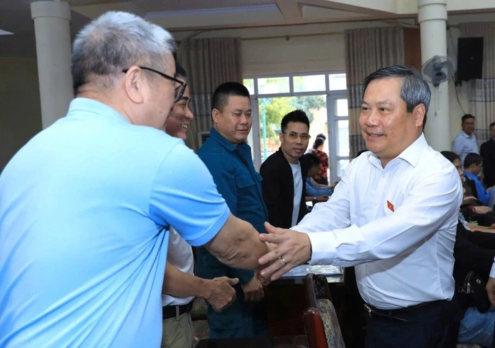 Trách nhiệm với từng lá phiếu (*): Cam kết rõ ràng, chắc chắn Trách nhiệm với từng lá phiếu (*): Cam kết rõ ràng, chắc chắn