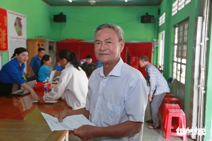 Trẻ đăng ký khai sinh trực tuyến đúng hạn ở xã Thái Mỹ được nhận quà và thư chúc mừng Trẻ đăng ký khai sinh trực tuyến đúng hạn ở xã Thái Mỹ được nhận quà và thư chúc mừng