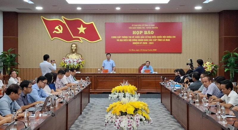 Trên 1,8 triệu cử tri tỉnh địa đầu cực Nam Tổ quốc sẵn sàng cho ngày hội non sông Trên 1,8 triệu cử tri tỉnh địa đầu cực Nam Tổ quốc sẵn sàng cho ngày hội non sông