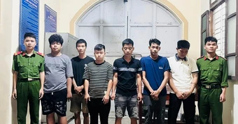 Triệt phá đường dây bán ma túy 'cỏ' cho công nhân, học sinh, phát sinh hơn 9.000 giao dịch