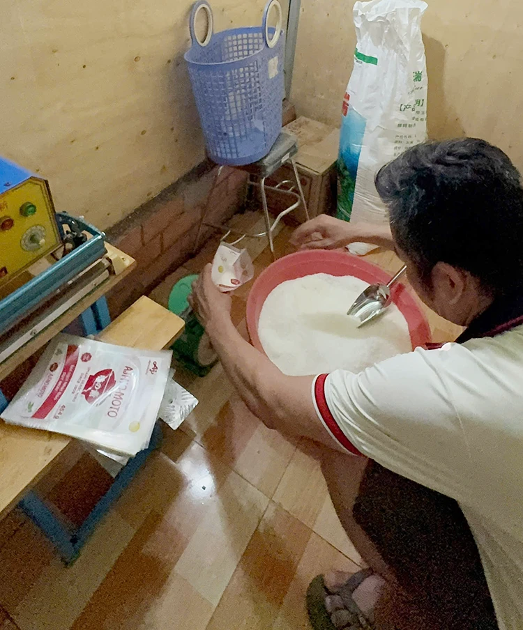 Triệt phá đường dây làm giả hơn 4 tấn bột ngọt nhãn hiệu nổi tiếng