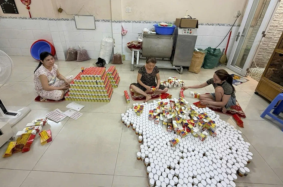 Triệt phá đường dây sản xuất thuốc giả quy mô lớn tại TPHCM