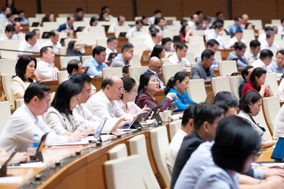 Triệu tập kỳ họp không thường lệ lần thứ nhất Quốc hội khóa 16 Triệu tập kỳ họp không thường lệ lần thứ nhất Quốc hội khóa 16