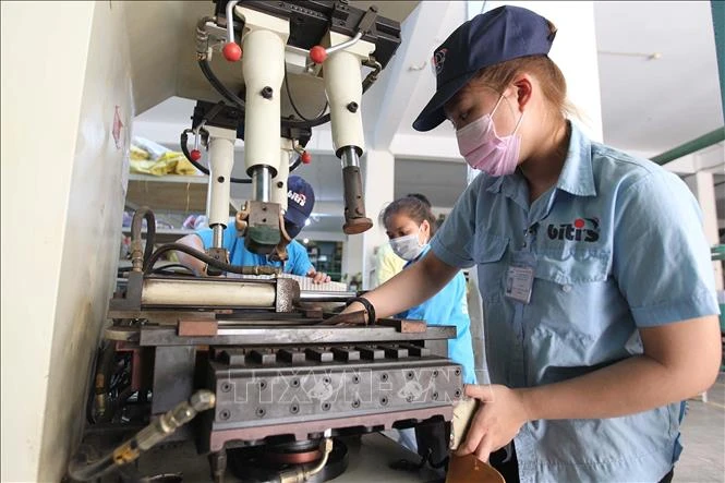 Trình bổ sung Dự án Luật An toàn, vệ sinh lao động (sửa đổi) vào Chương trình lập pháp năm 2026 Trình bổ sung Dự án Luật An toàn, vệ sinh lao động (sửa đổi) vào Chương trình lập pháp năm 2026
