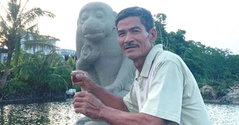 Trục vớt cổ vật rồi giao nộp cho bảo tàng, lão nông được tặng bằng khen