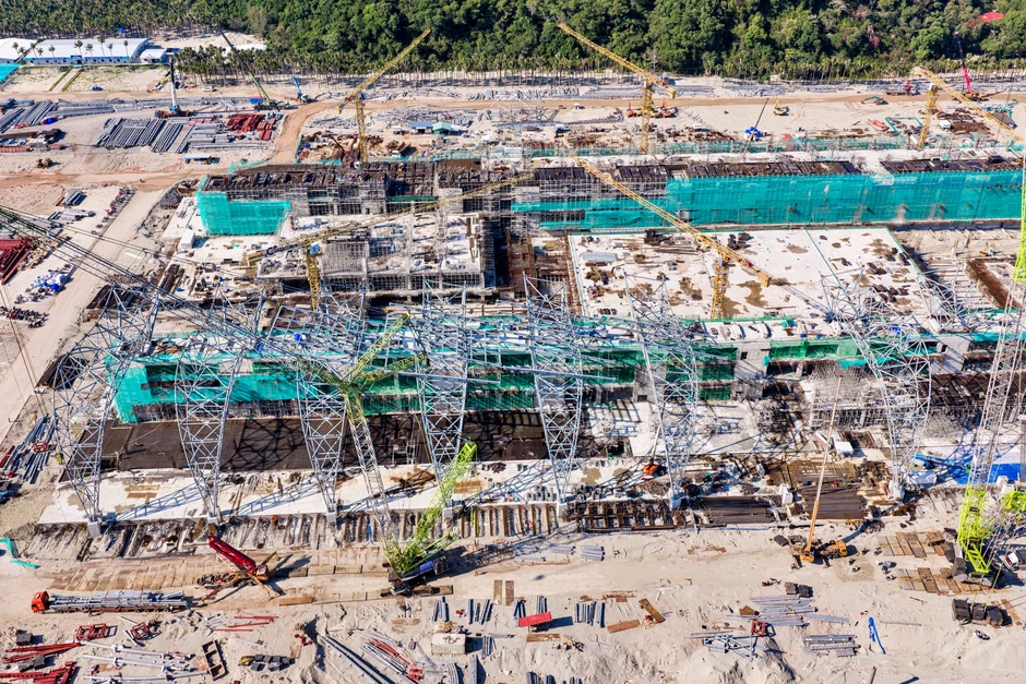 Trung tâm hội nghị APEC hoàn thiện phần khung thép chính Trung tâm hội nghị APEC hoàn thiện phần khung thép chính