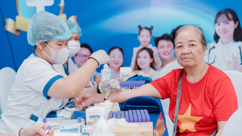 Trước 30/5 phải hoàn tất kế hoạch tổ chức khám sức khỏe định kỳ miễn phí cho toàn dân Trước 30/5 phải hoàn tất kế hoạch tổ chức khám sức khỏe định kỳ miễn phí cho toàn dân