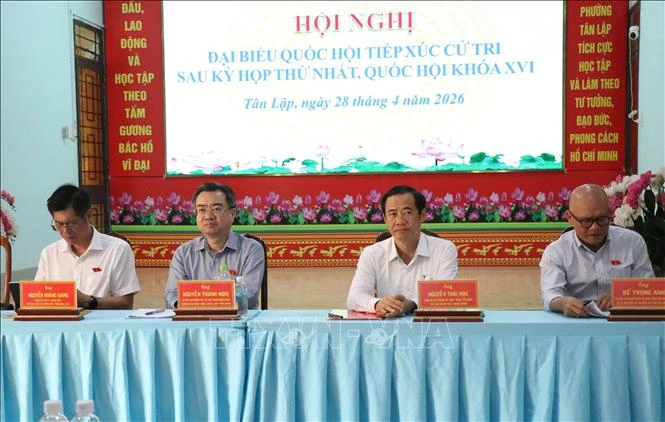 Trưởng Ban Chính sách, Chiến lược Trung ương Nguyễn Thanh Nghị tiếp xúc cử tri Đắk Lắk Trưởng Ban Chính sách, Chiến lược Trung ương Nguyễn Thanh Nghị tiếp xúc cử tri Đắk Lắk