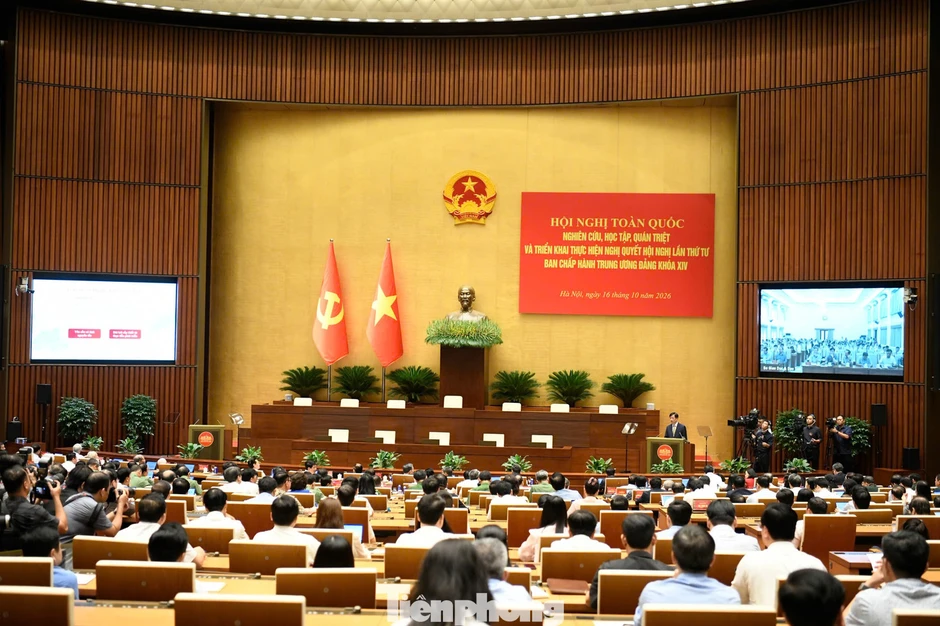 Trưởng Ban Tổ chức Trung ương: Không phải tìm việc cho người, mà phải tìm đúng người để làm việc Trưởng Ban Tổ chức Trung ương: Không phải tìm việc cho người, mà phải tìm đúng người để làm việc
