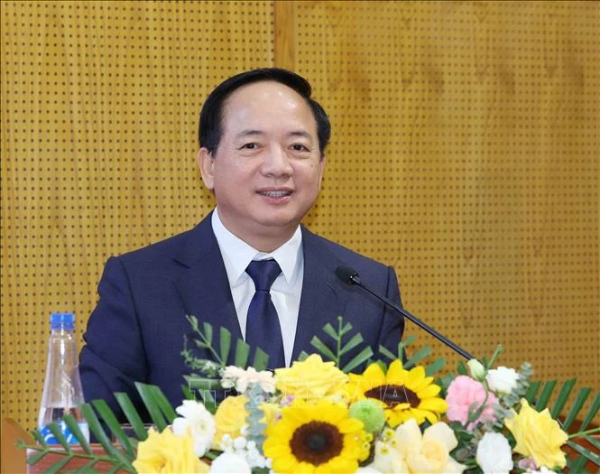 Trưởng ban Tuyên giáo và Dân vận Trịnh Văn Quyết: Ở đâu người lao động khó, ở đó cần có cán bộ công đoàn Trưởng ban Tuyên giáo và Dân vận Trịnh Văn Quyết: Ở đâu người lao động khó, ở đó cần có cán bộ công đoàn